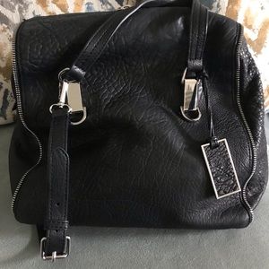 VINCE CAMUTO | Black Leather Handbag
